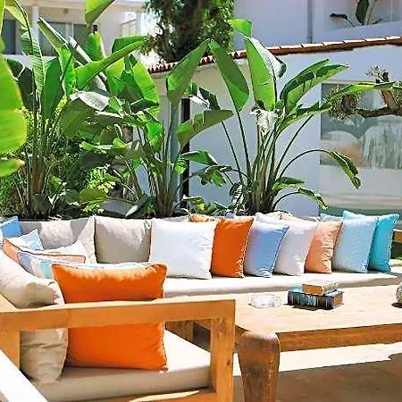 Lavinya Maison Hotel 3*
